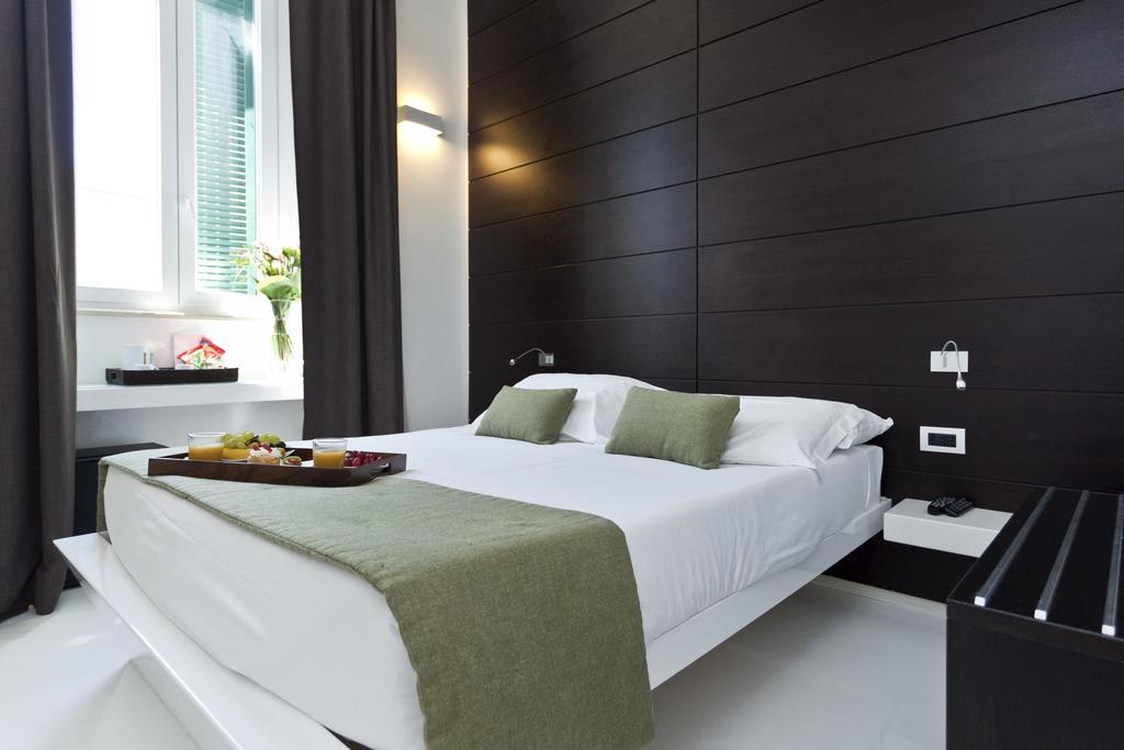 רומא Navona Suites חדר תמונה