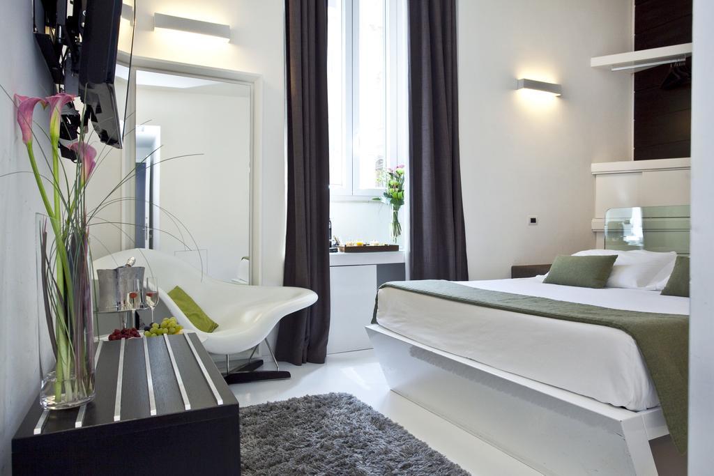 רומא Navona Suites חדר תמונה